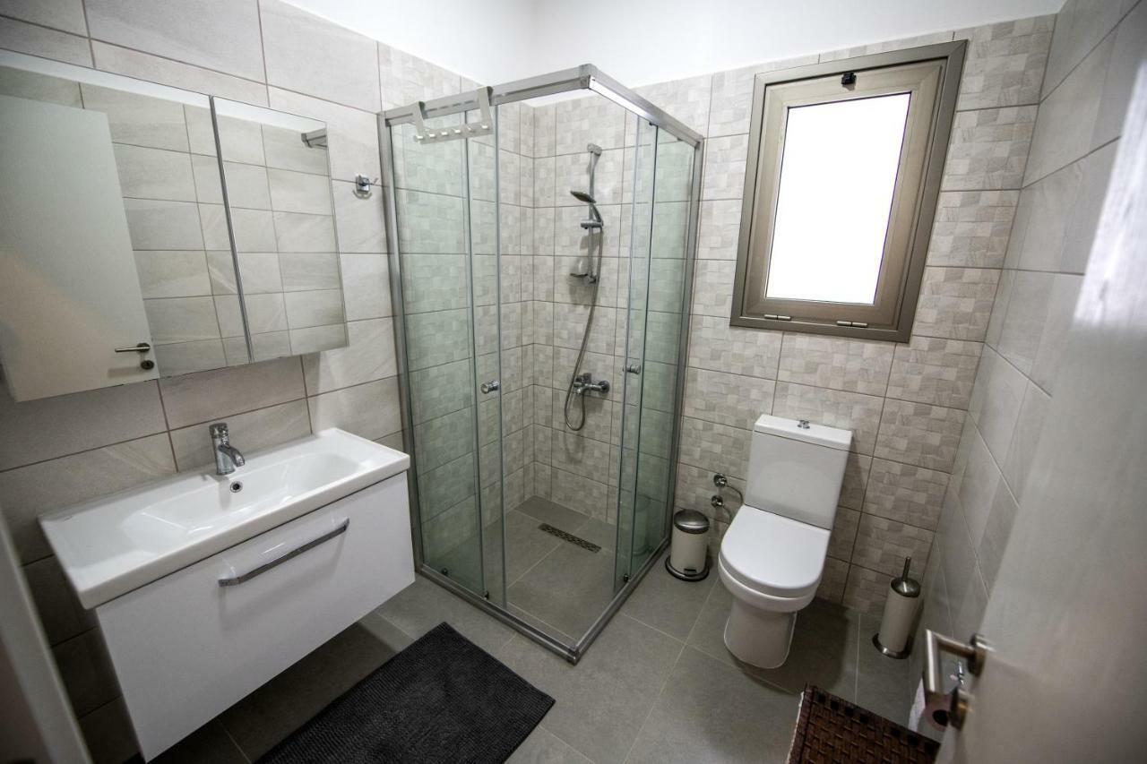 Milos Park Home - Alsancak Karavas  Экстерьер фото
